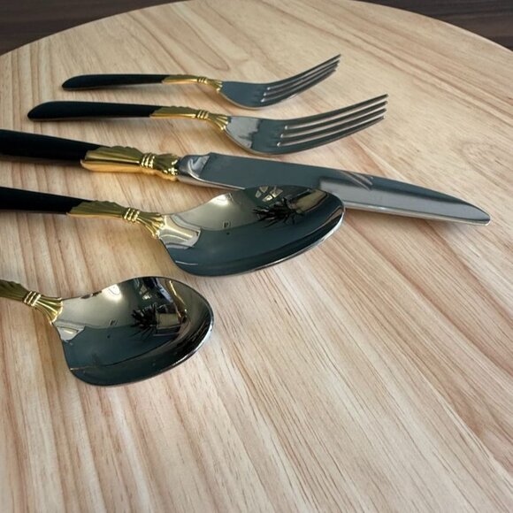 5-Piece Patrick Yamazaki Lindi Flatware Set Black Handles & Gold Accents Japan S - Picture 4 of 10